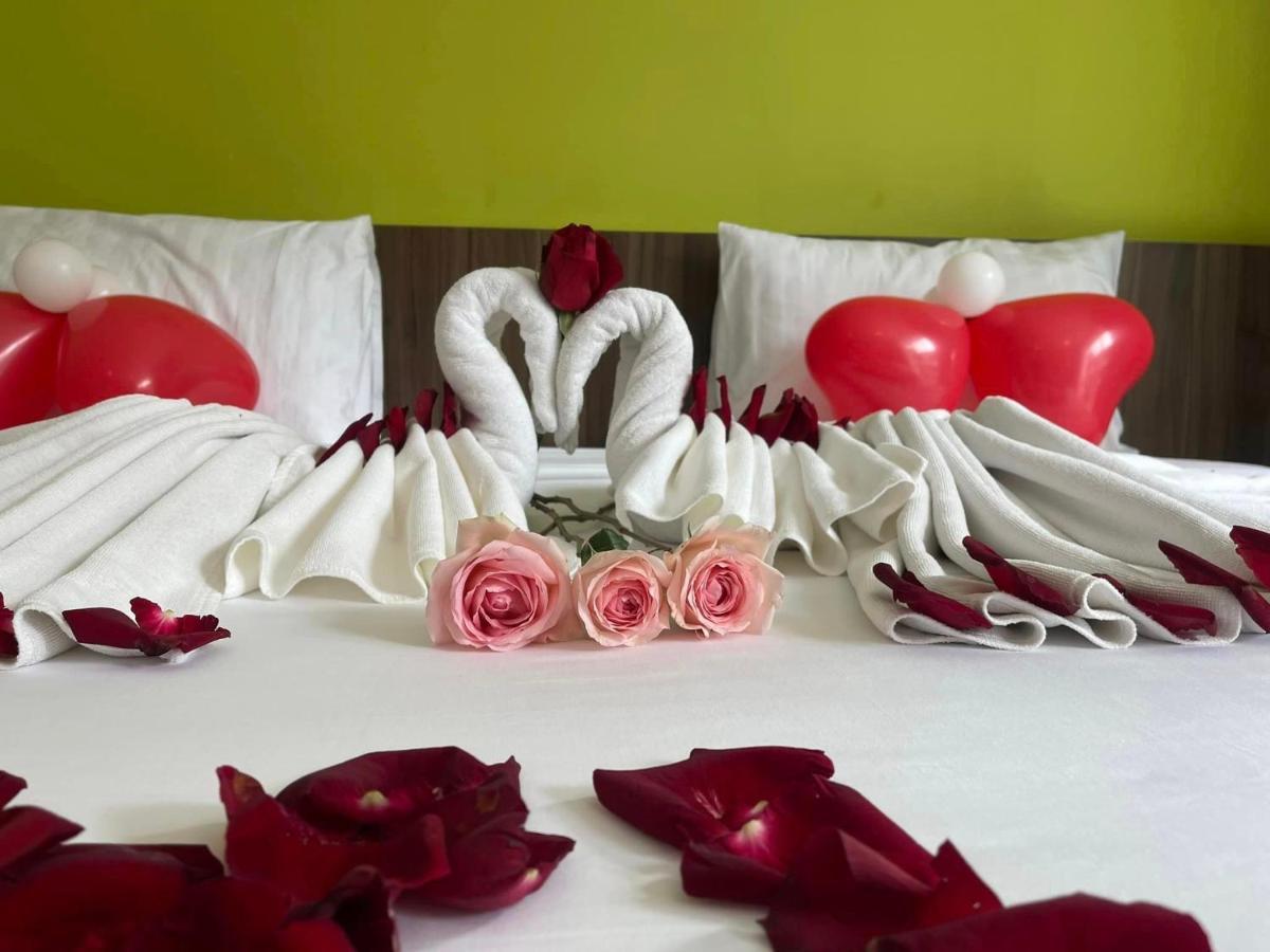 Dipantai Boutique Beach Resort Patong Extérieur photo